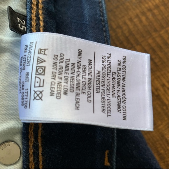 Hudson Jeans Collin Flap Pocket Skinny Jeans - Picture 11 of 11